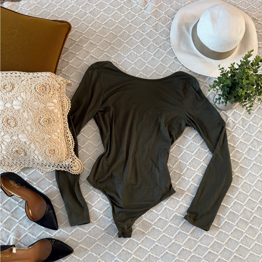 🫑Vici bodysuit, M